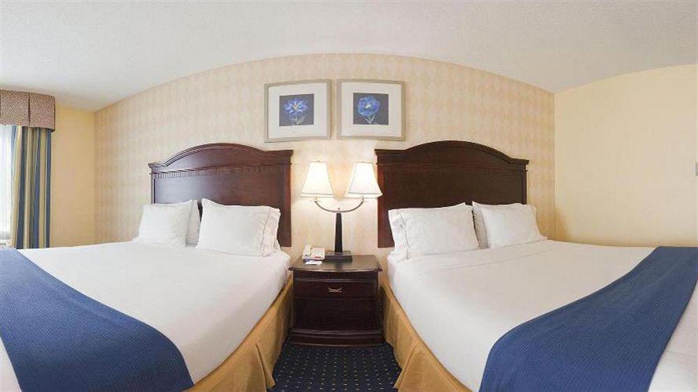 Holiday Inn Express & Suites San Antonio West Sea World Area By Ihg Zewnętrze zdjęcie