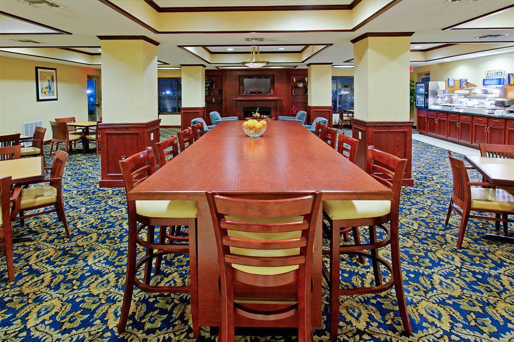 Holiday Inn Express & Suites San Antonio West Sea World Area By Ihg Restauracja zdjęcie