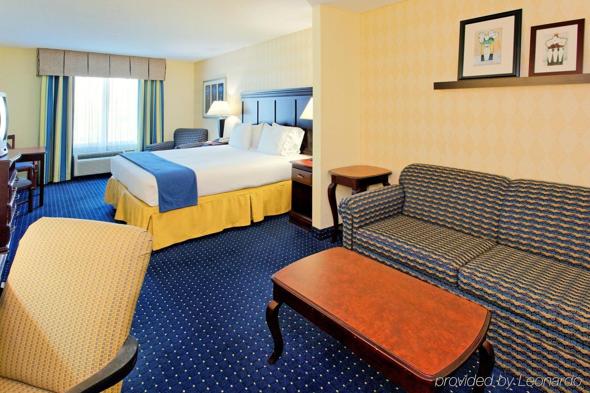 Holiday Inn Express & Suites San Antonio West Sea World Area By Ihg Zewnętrze zdjęcie